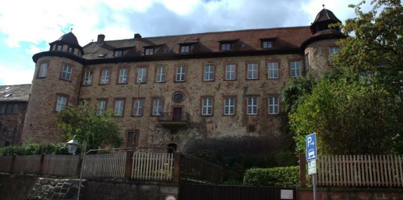 Ferienwohnung "Zur Ottoburg" In Schlitz Exterior photo